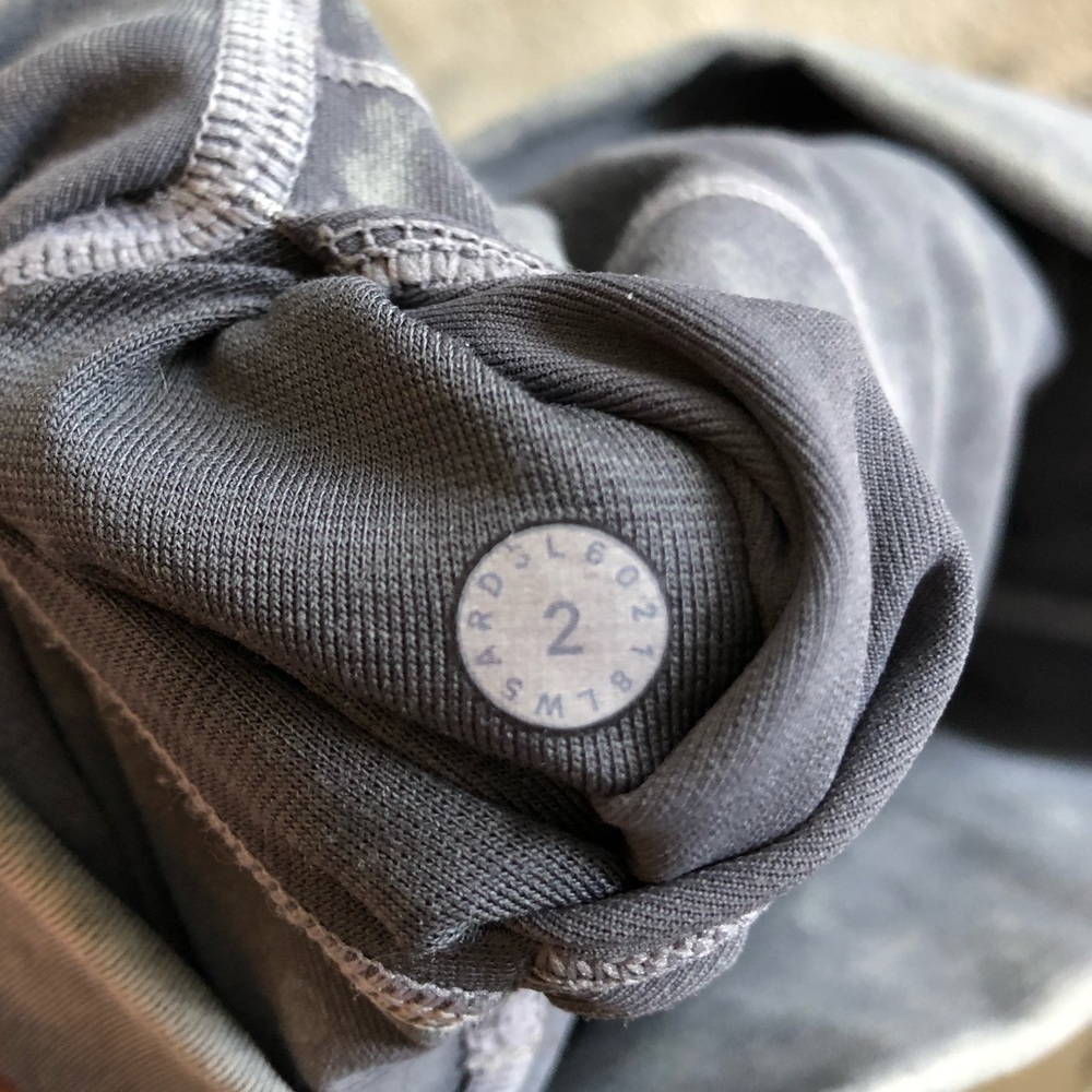 ❣️ SOLD - Lululemon Wunder Under Washed Luna - Picture 7 of 7